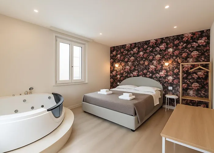 B&B Aurelia Garden RoomsBed and Breakfast